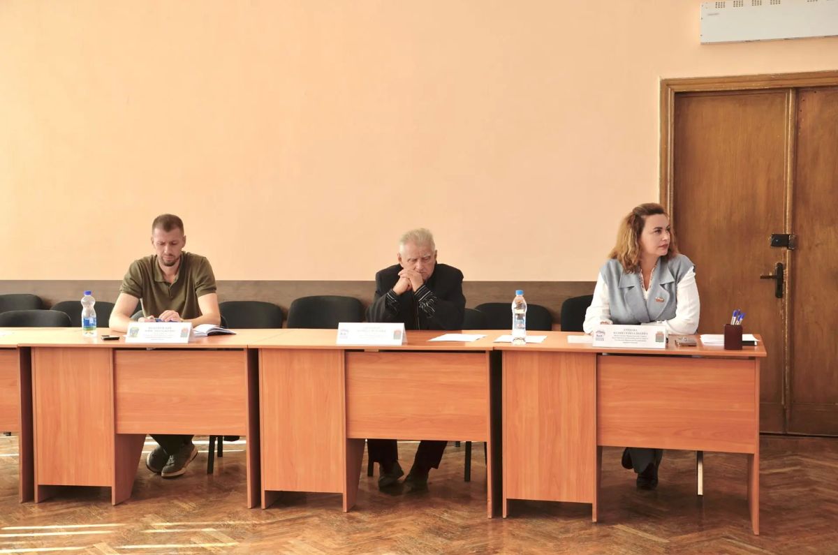Сегодня, 2 октября, состоялось 51-е внеочередное заседание Совета Лутугинского муниципального округа Сегодня, 2 октября, состоялось 51-е внеочередное заседание Совета Лутугинского муниципального округа