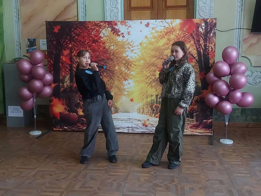В Доме культуры им. Горького пгт Ясеновский состоялась творческая встреча «Международный день музыки»! В Доме культуры им. Горького пгт Ясеновский состоялась творческая встреча «Международный день музыки»!