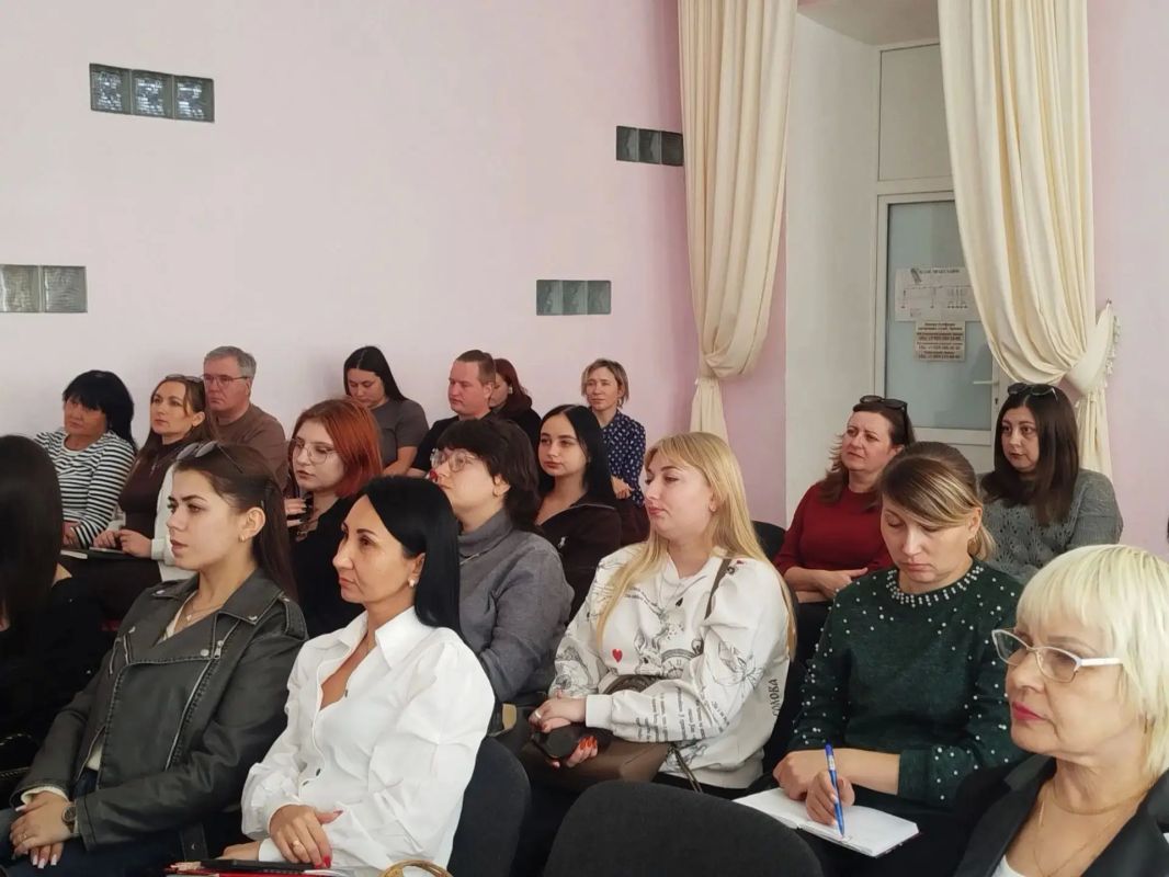 Искусственный интеллект всё глубже проникает в повседневную жизнь, работу и глобальные процессы — это уже не модный тренд, а фундаментальный сдвиг, меняющий многие аспекты человеческого существования Искусственный интеллект всё глубже проникает в повседневную жизнь, работу и глобальные процессы — это уже не модный тренд, а фундаментальный сдвиг, меняющий многие аспекты человеческого существования