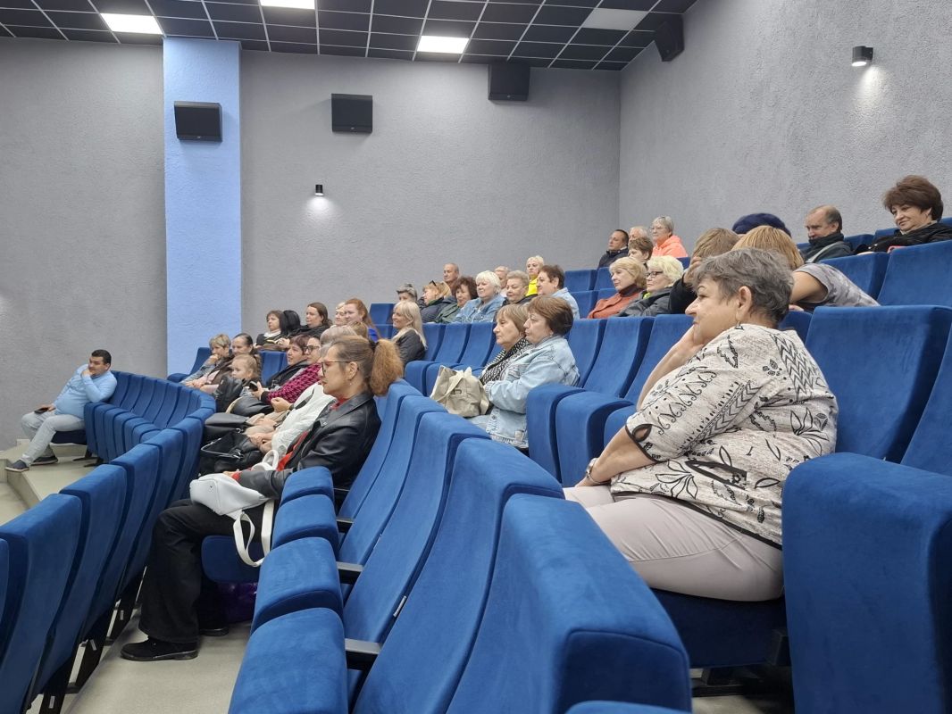В Суходольске состоялся концерт ко Дню учителя В Суходольске состоялся концерт ко Дню учителя