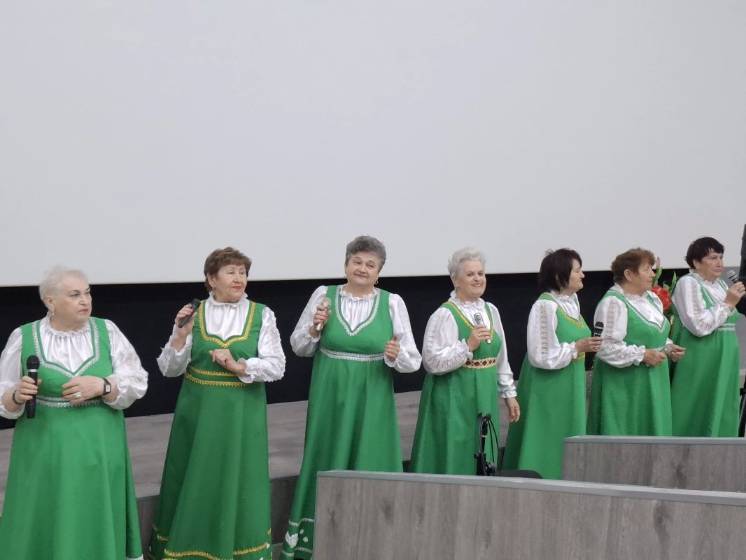 В Суходольске состоялся концерт ко Дню учителя В Суходольске состоялся концерт ко Дню учителя