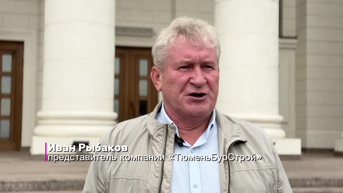 Специалисты «ТюменьБурСтроя» продолжают работать в Краснодоне даже в праздничные дни