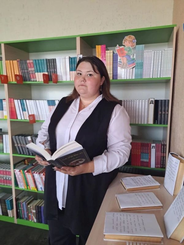 5 октября – День учителя. В преддверии праздника корреспонденты «ЛУГАНЬМЕДИА» встретились с педагогами из разных уголков республики 5 октября – День учителя. В преддверии праздника корреспонденты «ЛУГАНЬМЕДИА» встретились с педагогами из разных уголков республики