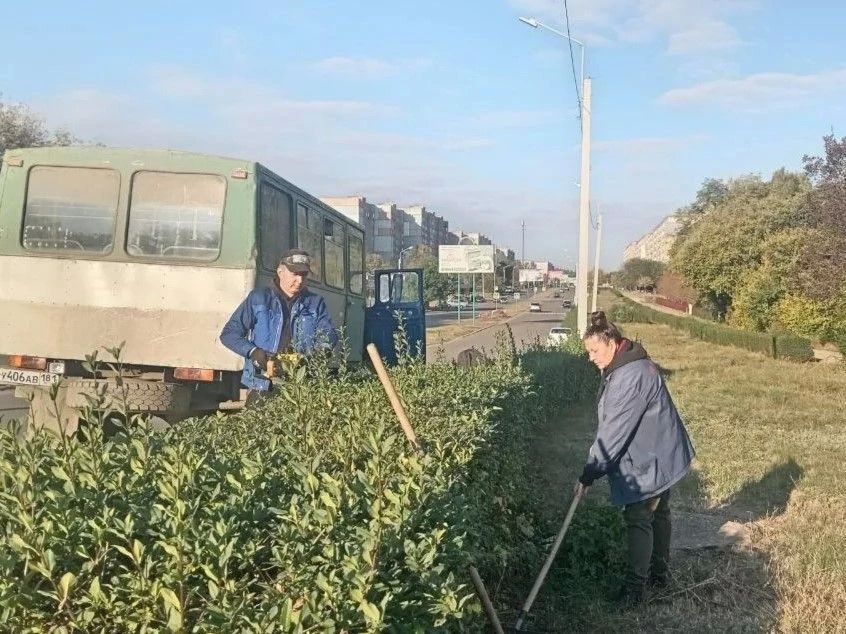 Коммунальными службами проведены работы на территории города Коммунальными службами проведены работы на территории города