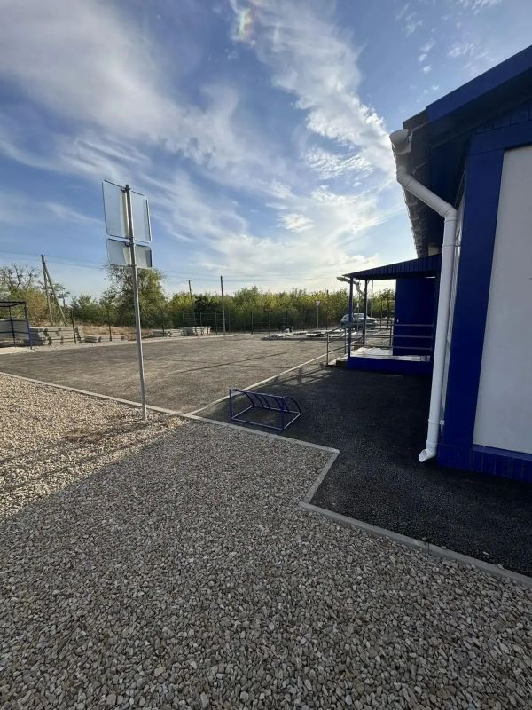 В Лутугинском округе благодаря помощи Удмуртии завершается возведение фельдшерско-акушерского пункта В Лутугинском округе благодаря помощи Удмуртии завершается возведение фельдшерско-акушерского пункта