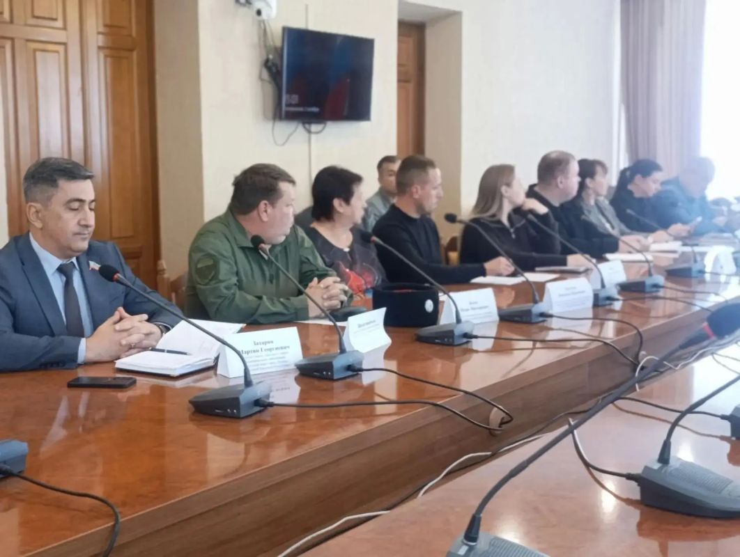 Состоялось очередное заседание Экспертного совета по вопросам гармонизации межнациональных (межэтнических) отношений г.Луганска Состоялось очередное заседание Экспертного совета по вопросам гармонизации межнациональных (межэтнических) отношений г.Луганска