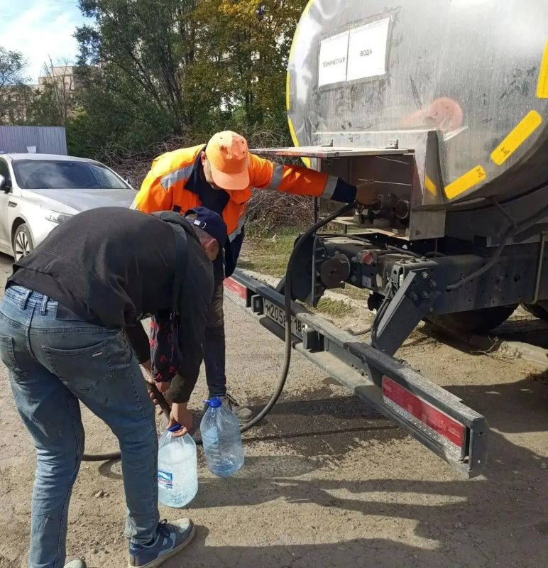 Коммунальными службами проведены работы на территории города Коммунальными службами проведены работы на территории города