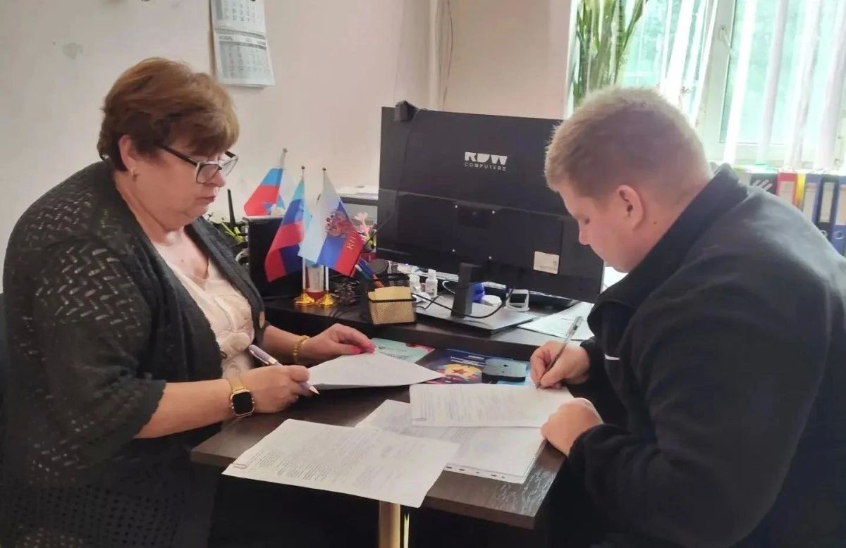 Выпускники Старобельского медицинского колледжа (филиал ЛГМУ им. святителя Луки) обратились за консультацией в вопросах трудоустройства в филиал № 21 ГКУ ЛНР «РЦСЗН» Выпускники Старобельского медицинского колледжа (филиал ЛГМУ им. святителя Луки) обратились за консультацией в вопросах трудоустройства в филиал № 21 ГКУ ЛНР «РЦСЗН»