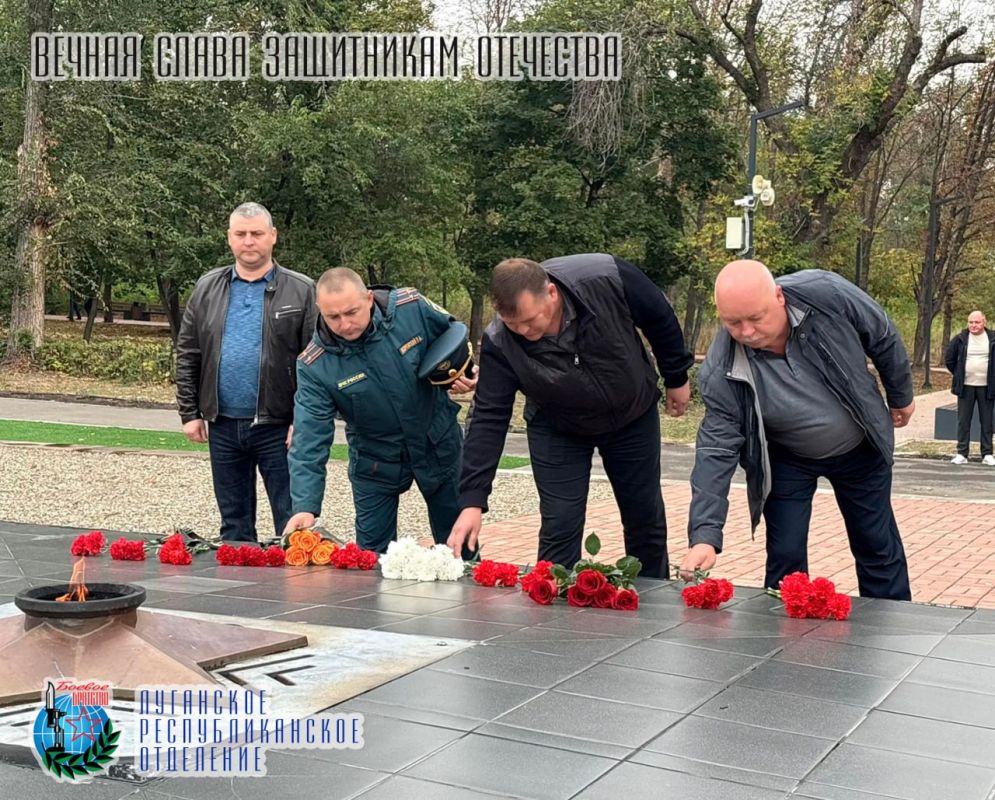 30 сентября, в День воссоединения Луганской и Донецкой Народных Республик, Херсонской и Запорожской областей с Российской Федерацией, на площади Героев Великой Отечественной войны в Красном Луче состоялась торжественная... 30 сентября, в День воссоединения Луганской и Донецкой Народных Республик, Херсонской и Запорожской областей с Российской Федерацией, на площади Героев Великой Отечественной войны в Красном Луче состоялась торжественная...