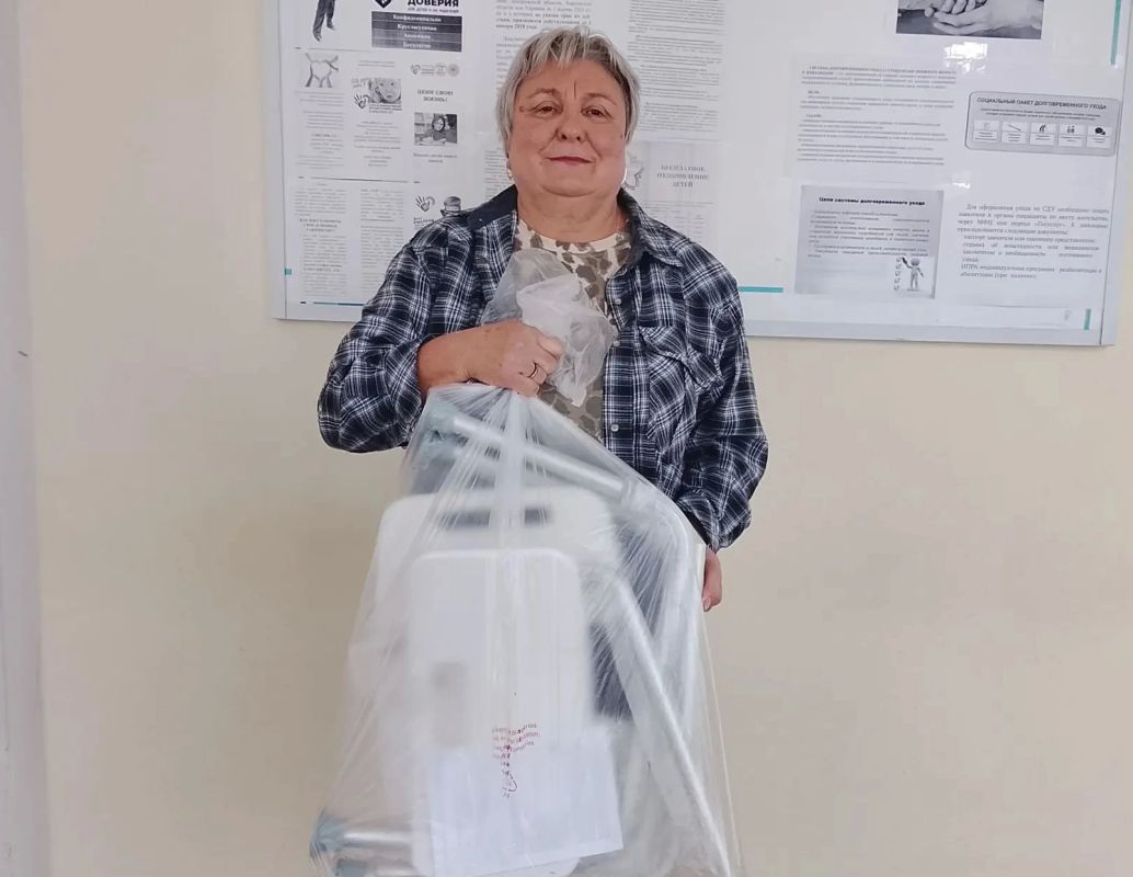 В Краснодонском округе продолжается выдача технических средств реабилитации В Краснодонском округе продолжается выдача технических средств реабилитации