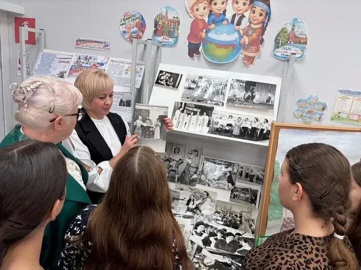 «ЗДЕСЬ Я РОДИЛСЯ, ЗДЕСЬ Я ЖИВУ»: В МЕТАЛЛИСТЕ ПРОШЛА КРАЕВЕДЧЕСКАЯ ВСТРЕЧА ДЛЯ МОЛОДЁЖИ ПОСЕЛКА