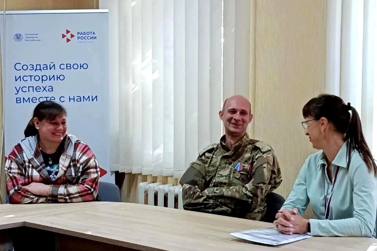 В Новоайдаре обсудили возможности для открытия своего дела участниками СВО В Новоайдаре обсудили возможности для открытия своего дела участниками СВО
