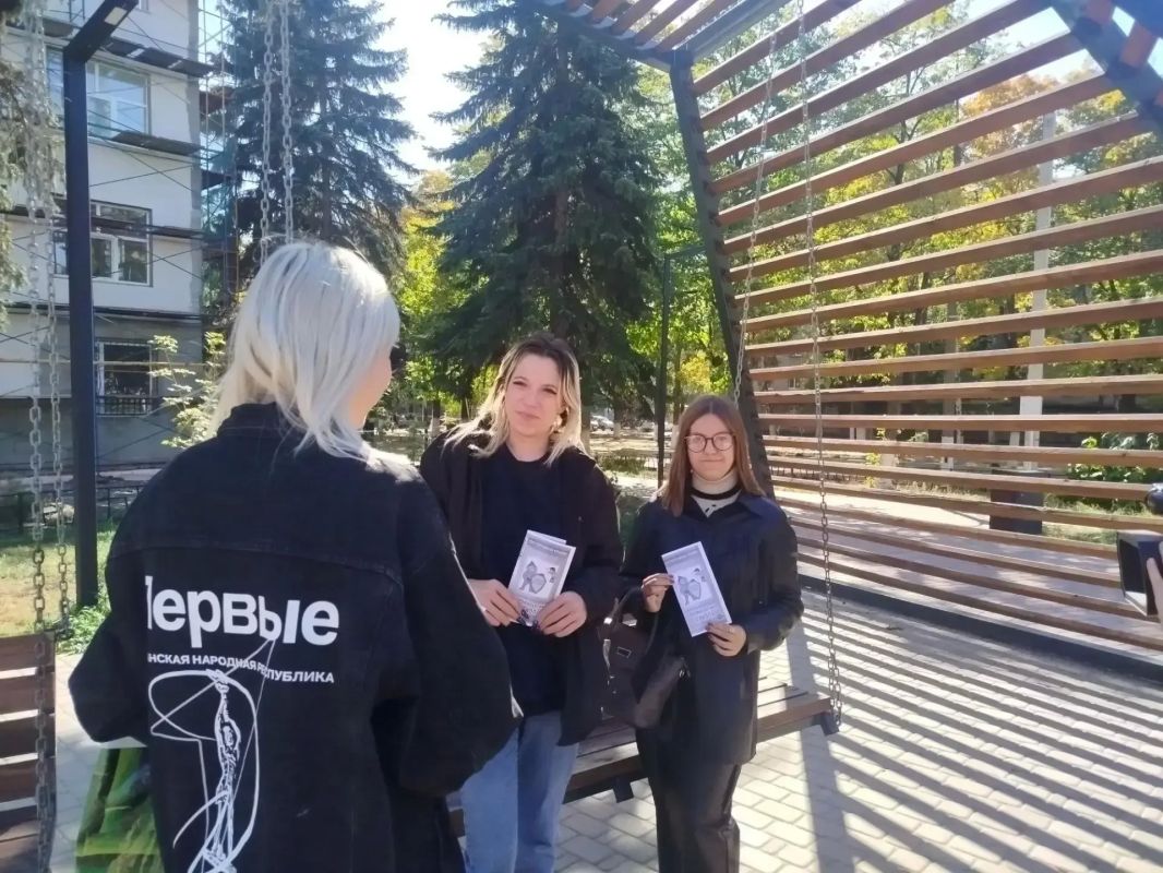 «Вместе против вирусов: в Ровеньках прошла профилактическая акция» «Вместе против вирусов: в Ровеньках прошла профилактическая акция»
