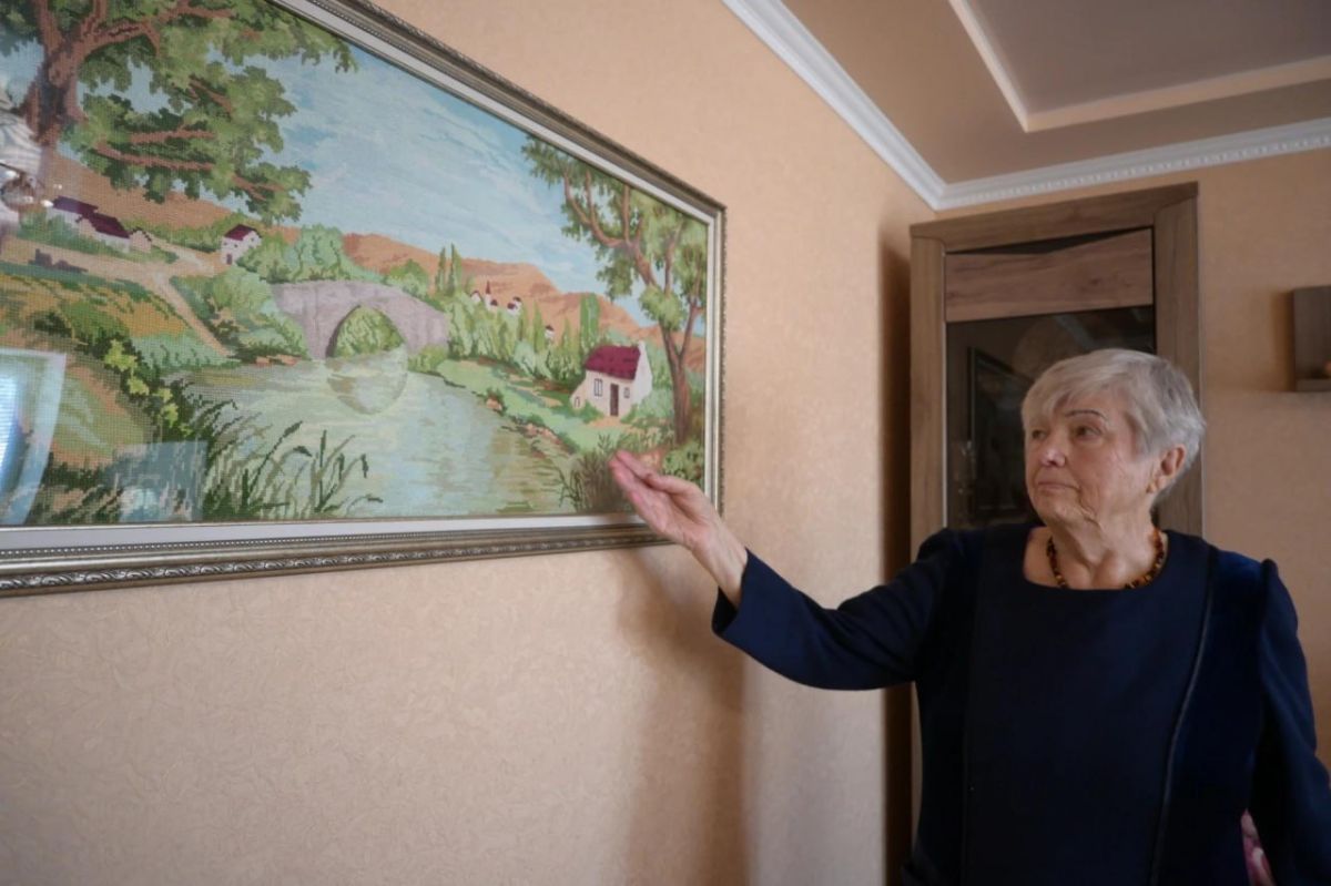 Сегодня свой 90-летний юбилей отмечает жительница города Краснодона Вера Ивановна Якименко — человек, чья жизнь стала примером трудолюбия, стойкости и душевной щедрости Сегодня свой 90-летний юбилей отмечает жительница города Краснодона Вера Ивановна Якименко — человек, чья жизнь стала примером трудолюбия, стойкости и душевной щедрости