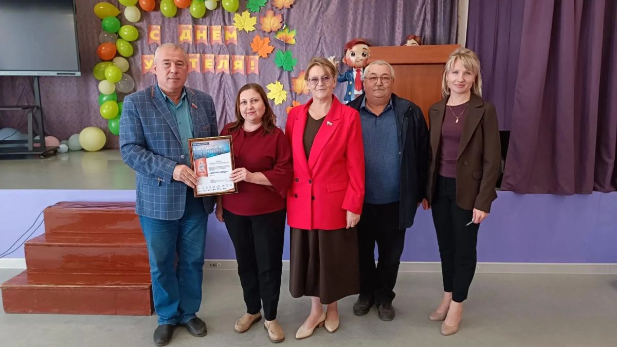 Депутаты Народного Совета ЛНР посетили Новопсковский муниципальный округ Депутаты Народного Совета ЛНР посетили Новопсковский муниципальный округ