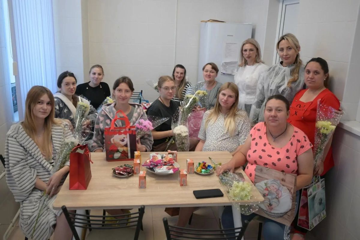 С Всероссийским Днём беременных! С Всероссийским Днём беременных!
