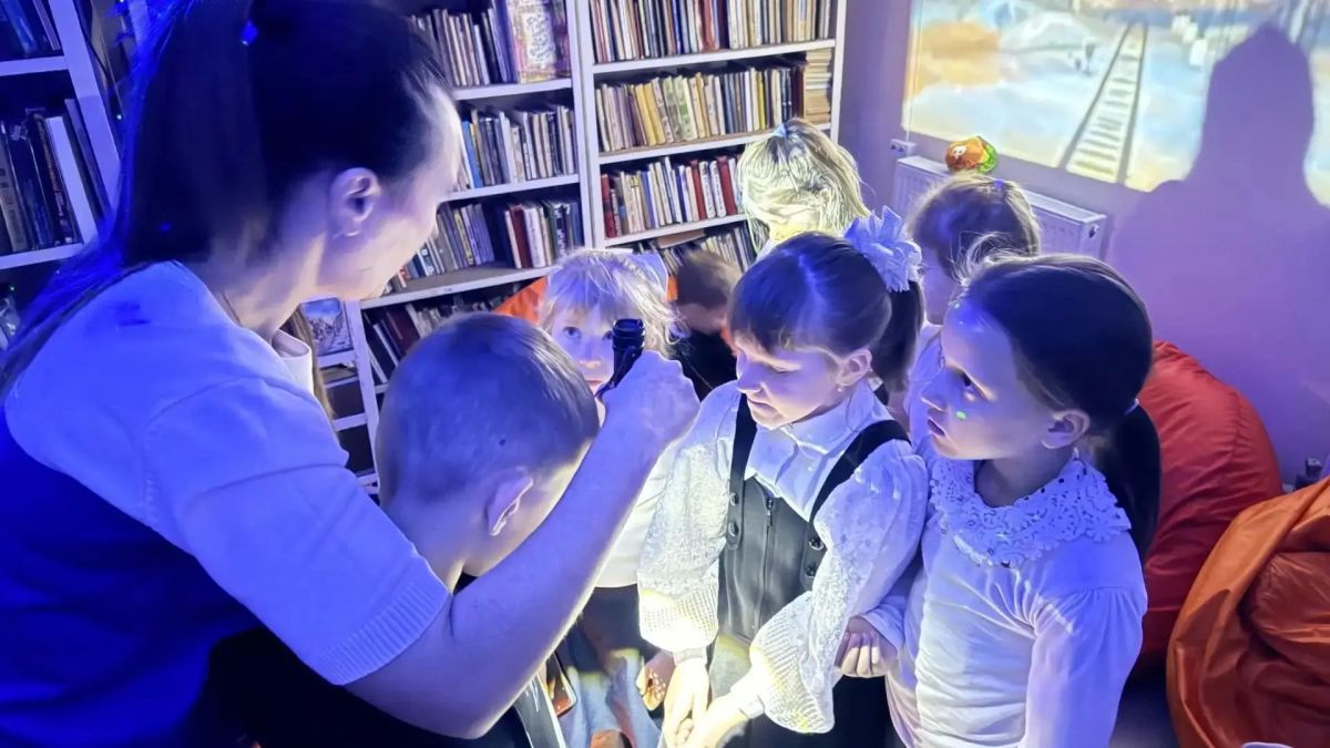 Сегодня в Белокуракинской детской библиотеке произошло настоящее чудо! Сегодня в Белокуракинской детской библиотеке произошло настоящее чудо!