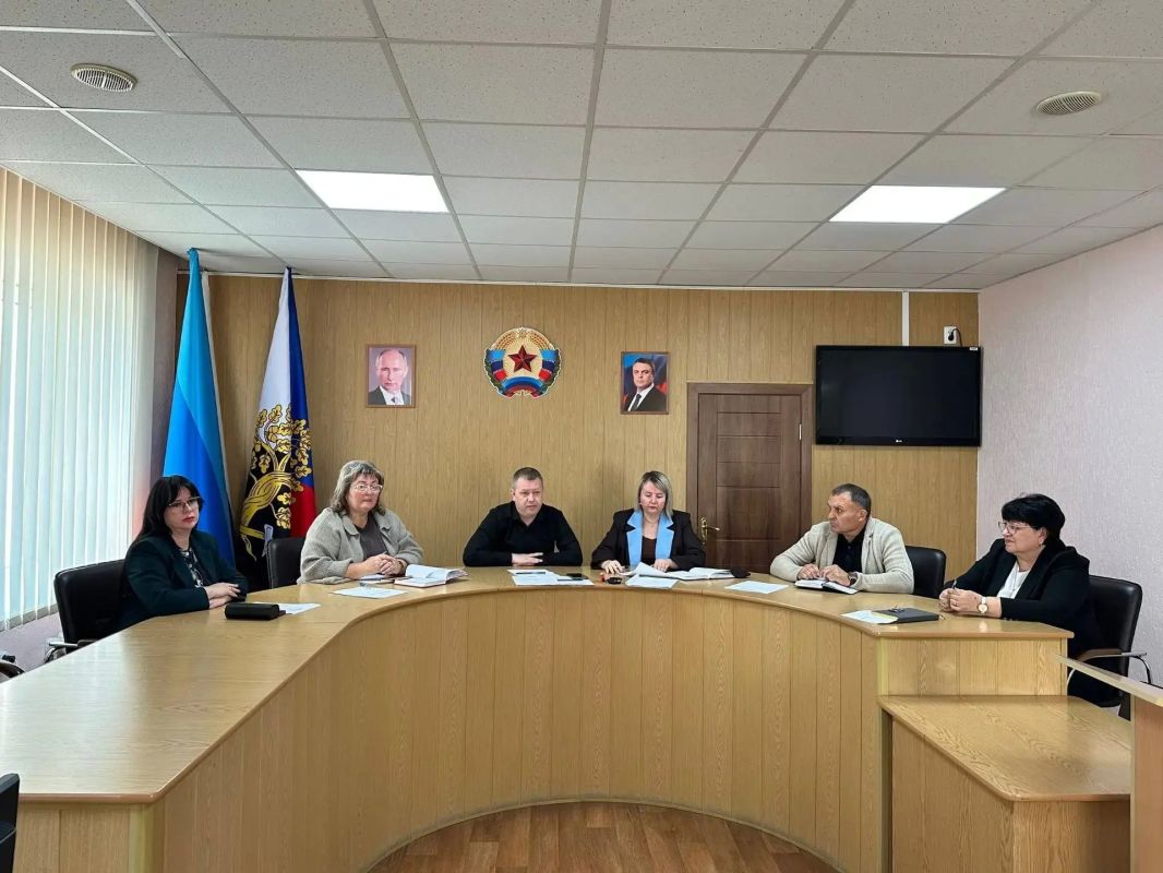 В Администрации города Ровеньки состоялось заседание административной комиссии В Администрации города Ровеньки состоялось заседание административной комиссии