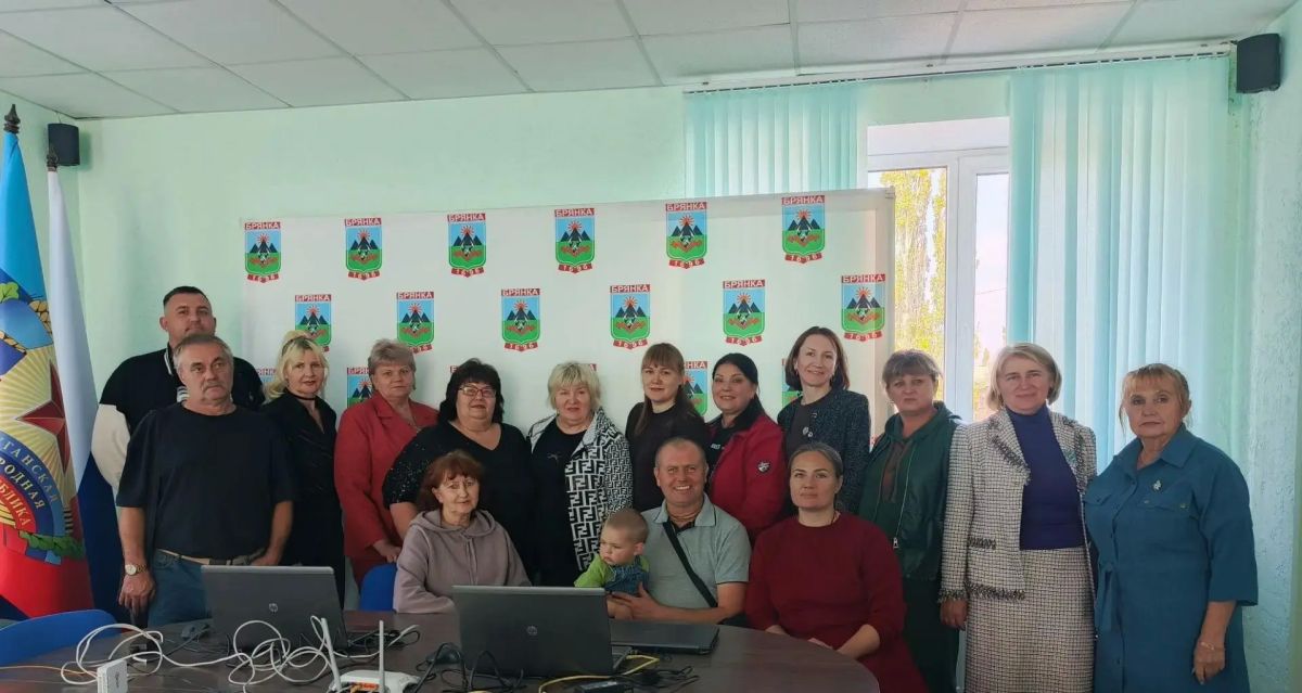 Брянка учится развивать ТОС: встреча с Ольгой Галаевой и активистами Сабовки и Криворожья Брянка учится развивать ТОС: встреча с Ольгой Галаевой и активистами Сабовки и Криворожья