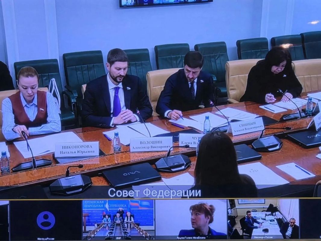 Ольга Бас: Приняла участие в совещании Совета Федерации, которое прошло в формате видеоконференцсвязи Ольга Бас: Приняла участие в совещании Совета Федерации, которое прошло в формате видеоконференцсвязи