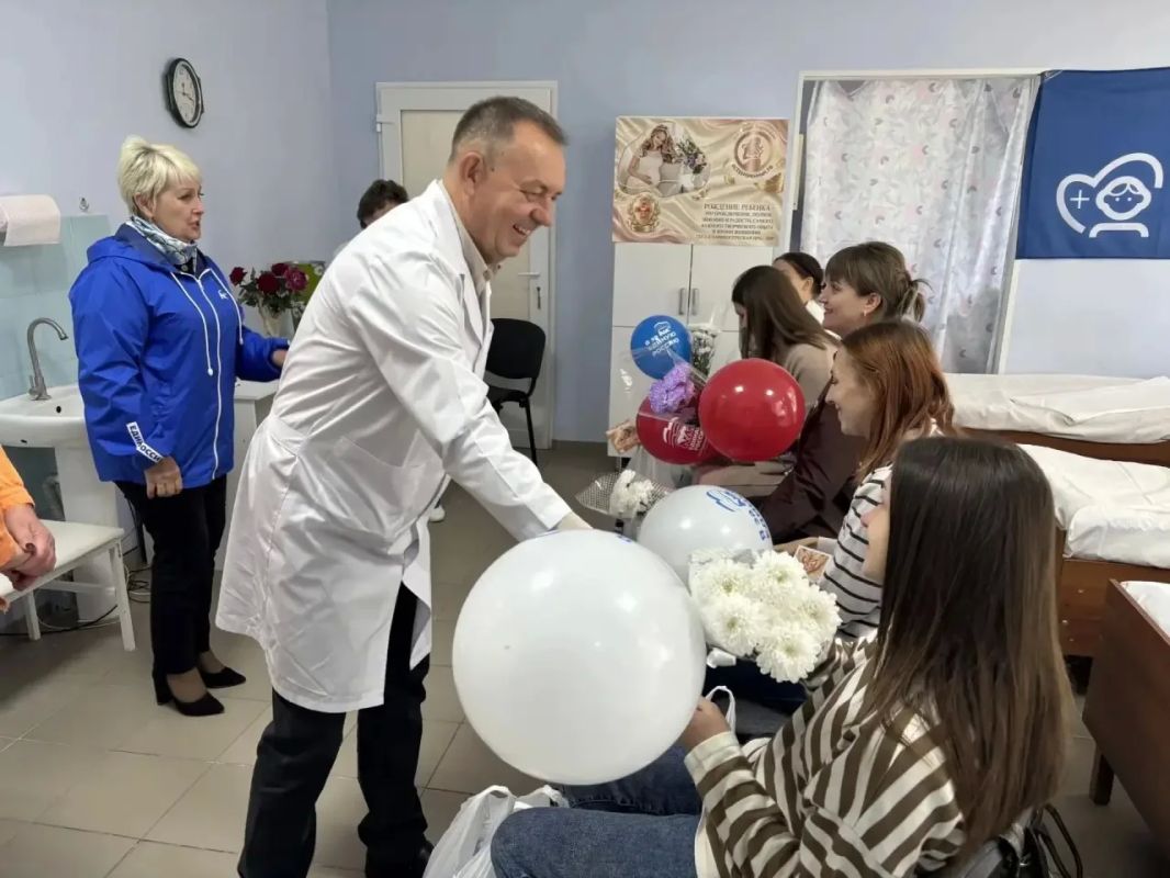 В Славяносербской ЦРБ отметили Всероссийский день беременных