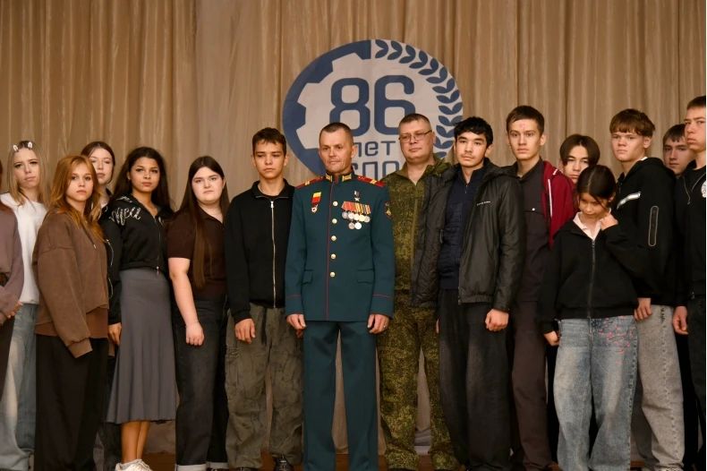 Герой России Евгений Зловодухин: «А я списываться и не хочу…» Герой России Евгений Зловодухин: «А я списываться и не хочу…»