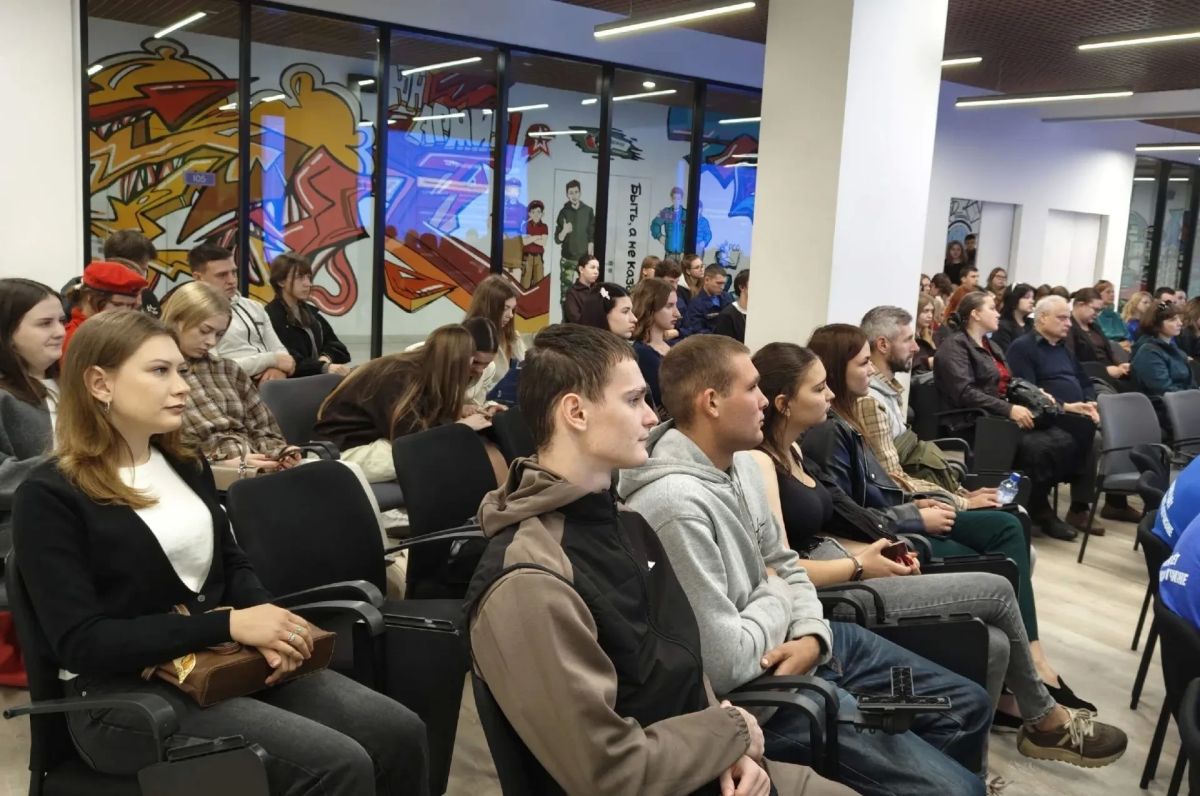 Студенты РТЭК учатся и создают будущее вместе! Студенты РТЭК учатся и создают будущее вместе!