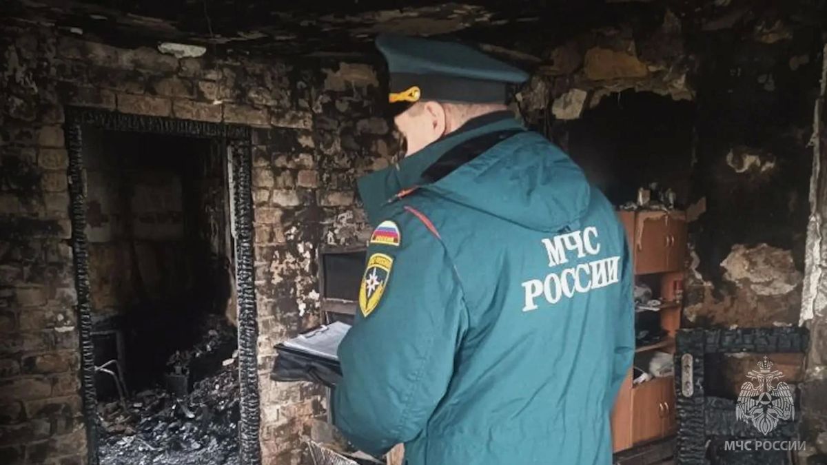 В Стаханове из-за зажжённой свечи погибла 63-летняя женщина В Стаханове из-за зажжённой свечи погибла 63-летняя женщина