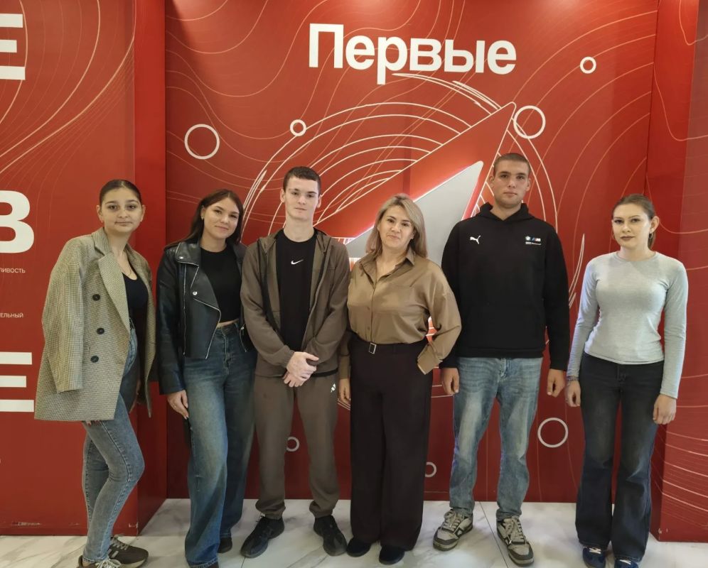 Студенты РТЭК учатся и создают будущее вместе! Студенты РТЭК учатся и создают будущее вместе!