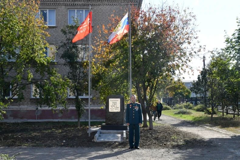 Герой России Евгений Зловодухин: «А я списываться и не хочу…» Герой России Евгений Зловодухин: «А я списываться и не хочу…»