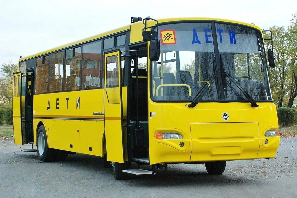 Школьные автобусы в ЛНР пока не будут выходить на маршруты