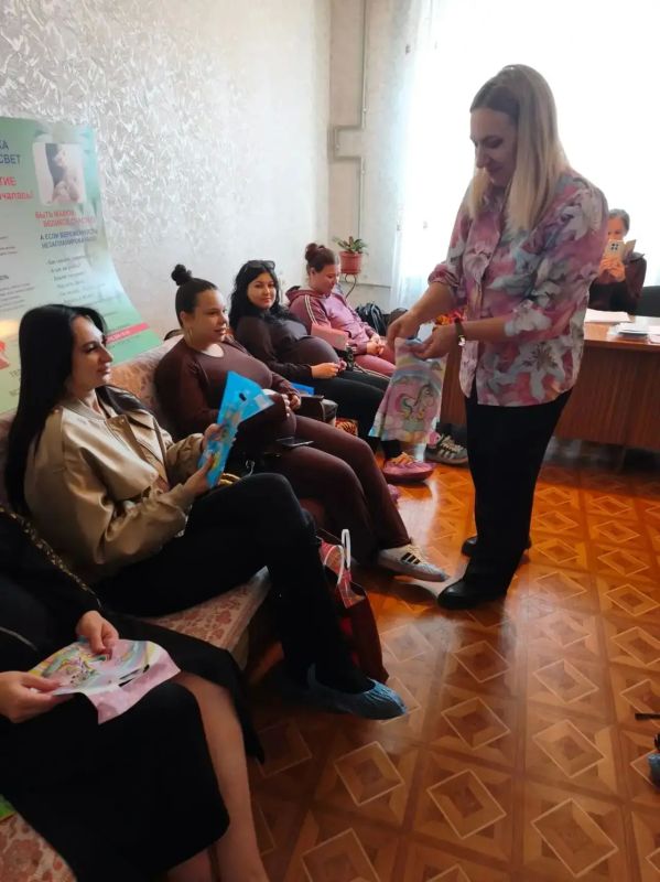 День беременных в Перевальской ЦРМБ: тепло, поддержка и важные знания!