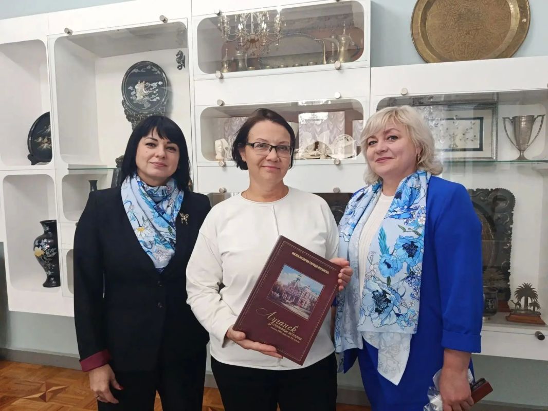 Визит в офис Союза женщин России