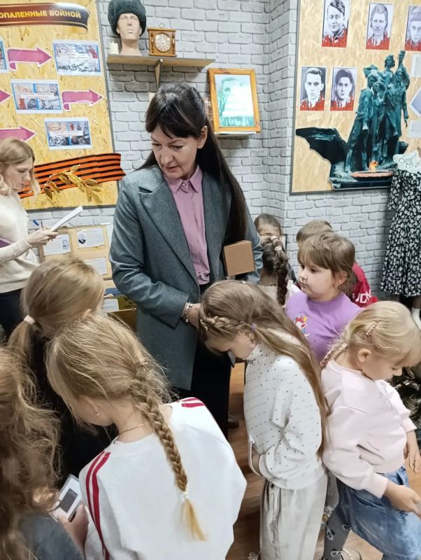 Воспитанники детского сада "Ивушка" посетили школьный музей Воспитанники детского сада "Ивушка" посетили школьный музей