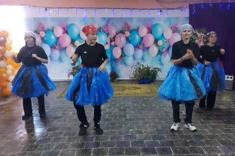В селе Карпово-Крепенское отметили День села: 221 год с момента основания! В селе Карпово-Крепенское отметили День села: 221 год с момента основания!