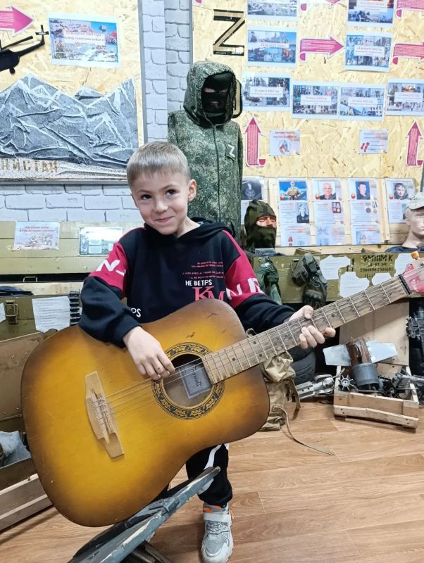 Воспитанники детского сада "Ивушка" посетили школьный музей Воспитанники детского сада "Ивушка" посетили школьный музей