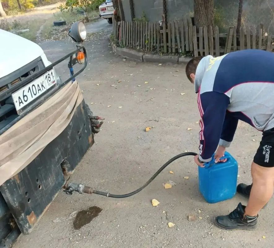 Коммунальными службами проведены работы на территории города Коммунальными службами проведены работы на территории города
