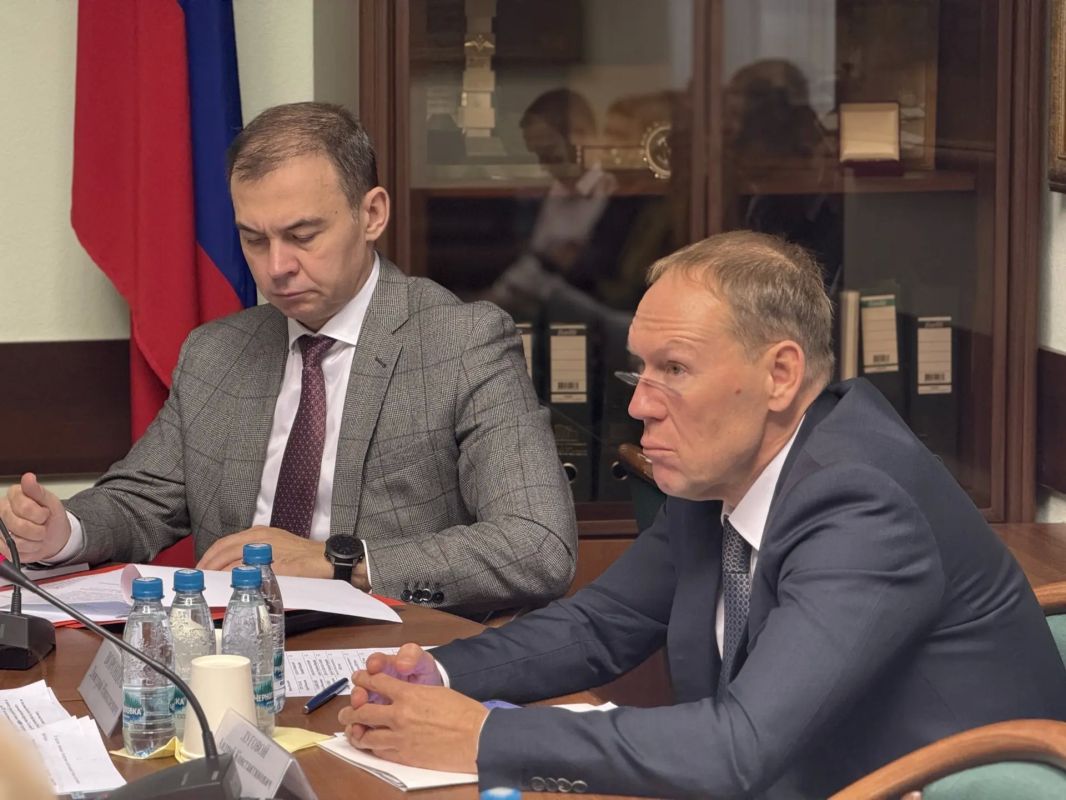 Сегодня на заседании Комитета Госдумы по безопасности и противодействию коррупции обсудили с коллегами концепцию проекта федерального бюджета на 2027 год и плановый период 2028–2029 гг Сегодня на заседании Комитета Госдумы по безопасности и противодействию коррупции обсудили с коллегами концепцию проекта федерального бюджета на 2027 год и плановый период 2028–2029 гг