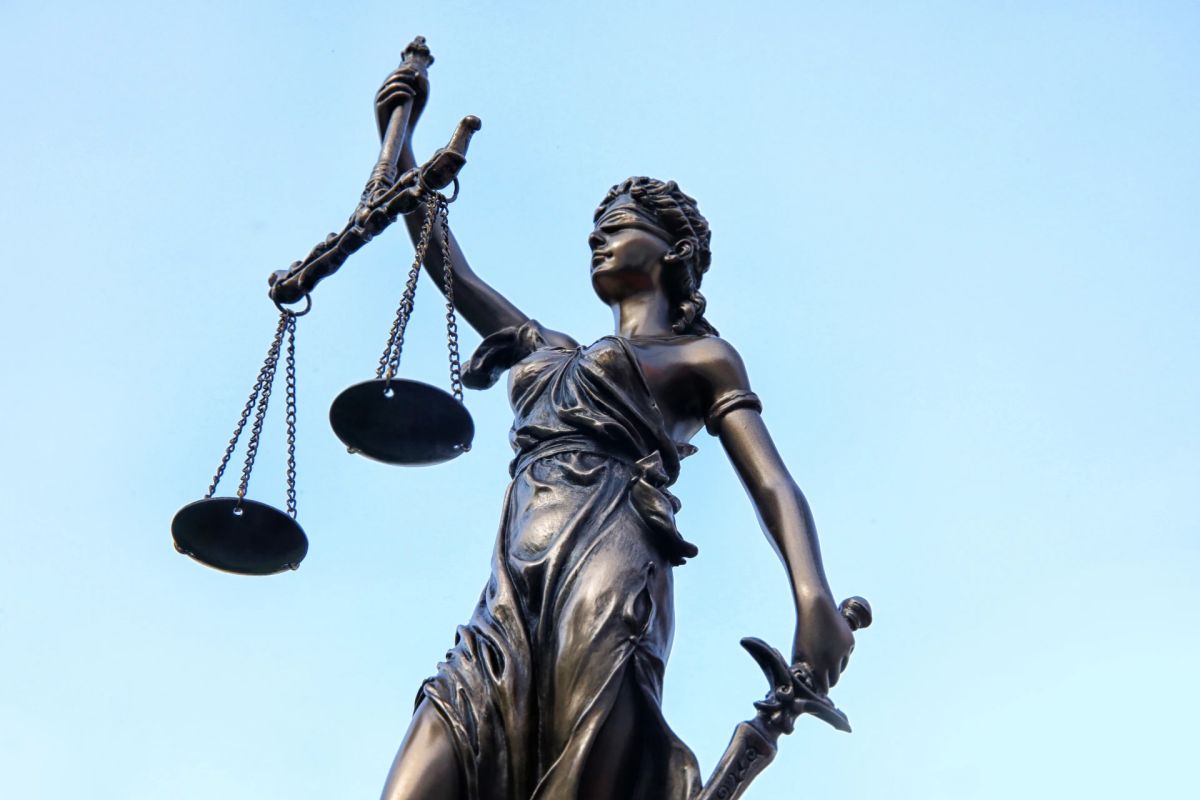 Белокуракинский районный суд осуществляет набор сотрудников на замещение вакантных должностей помощник председателя суда, секретарь суда, секретарь судебного заседания