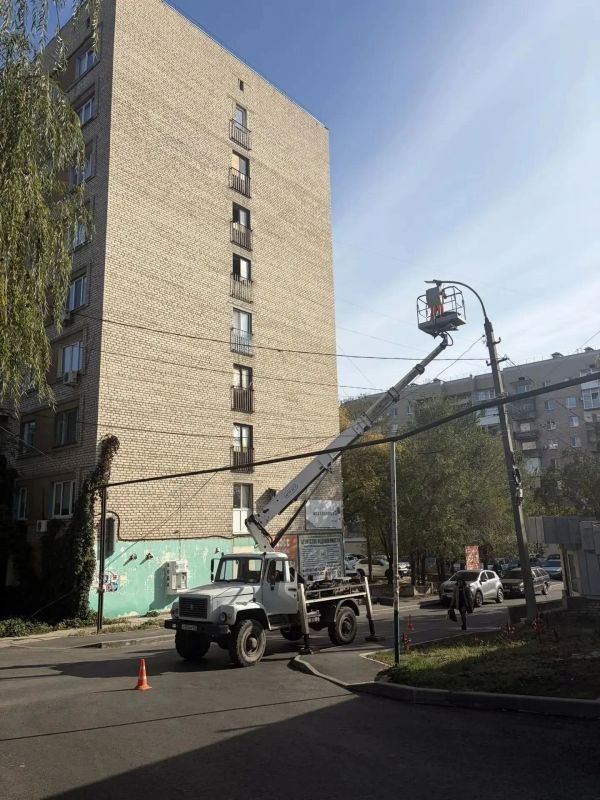 В Краснодонском округе продолжаются работы по благоустройству В Краснодонском округе продолжаются работы по благоустройству