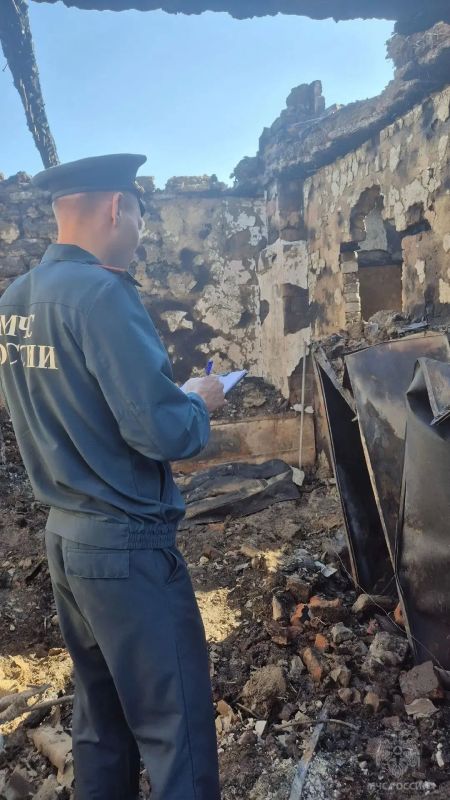 В Меловском округе на пожаре погибла пенсионерка В Меловском округе на пожаре погибла пенсионерка