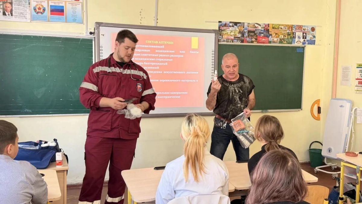 В Рубежанском филиале Луганского центра медицины катастроф прошло занятие по первой помощи В Рубежанском филиале Луганского центра медицины катастроф прошло занятие по первой помощи