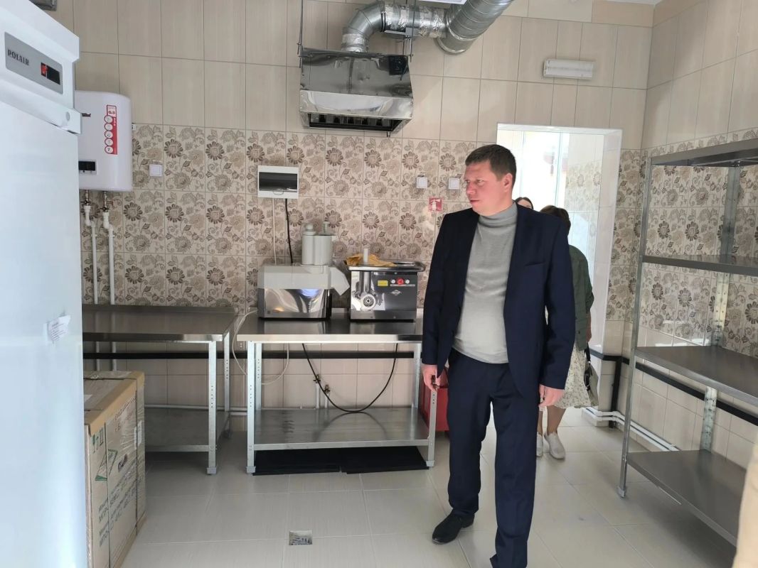 В Лисичанске капитально отремонтировали ясли-сад «Ручеёк» В Лисичанске капитально отремонтировали ясли-сад «Ручеёк»
