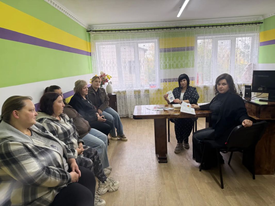 В отделе по ОЖД пгт Центральным с жителями обсудили особенности заключения социального контракта