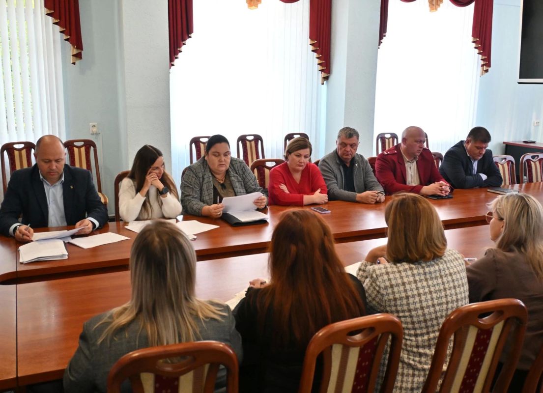 Готовность к зиме — на особом контроле: в Краснодонском округе прошло заседание комиссии по предупреждению ЧС Готовность к зиме — на особом контроле: в Краснодонском округе прошло заседание комиссии по предупреждению ЧС