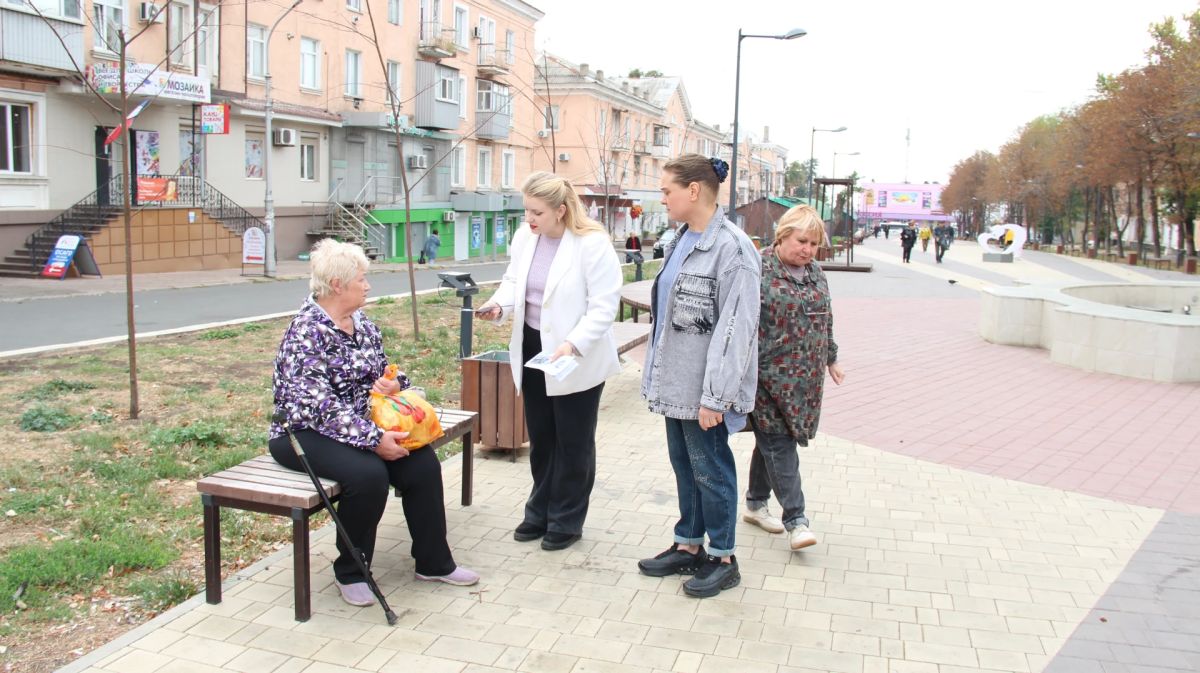 Сегодня Краснолучский центр культуры провёл тематическую площадку «Луганский край – казачий край» Сегодня Краснолучский центр культуры провёл тематическую площадку «Луганский край – казачий край»