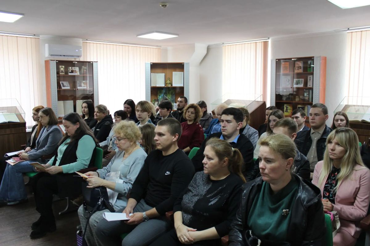 В Госархиве ЛНР открылась II Межрегиональная научно-практическая конференция «Архив и историко-документальное наследие России» В Госархиве ЛНР открылась II Межрегиональная научно-практическая конференция «Архив и историко-документальное наследие России»
