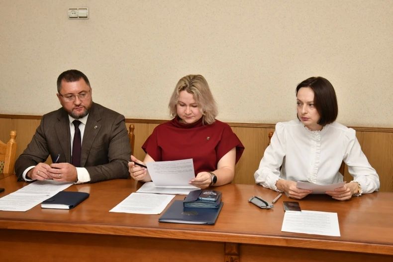 Подготовка к 51-му заседанию: постоянные комиссии обсудили контроль на транспорт муниципалитета, антикоррупционные и кадровые вопросы Подготовка к 51-му заседанию: постоянные комиссии обсудили контроль на транспорт муниципалитета, антикоррупционные и кадровые вопросы