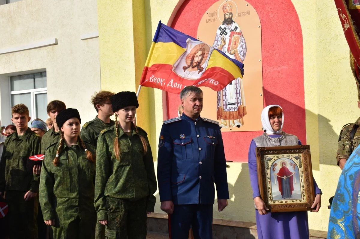 Луганщина — казачий край: в республике отметили День казачества ЛНР и праздник Покрова Пресвятой Богородицы Луганщина — казачий край: в республике отметили День казачества ЛНР и праздник Покрова Пресвятой Богородицы