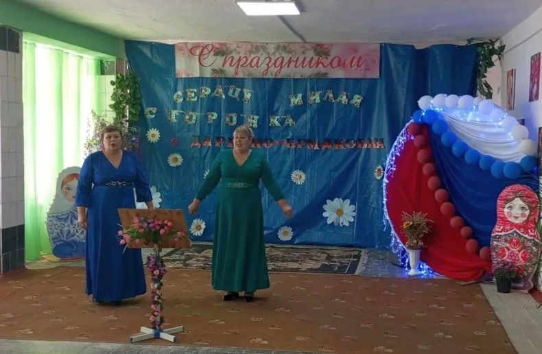 По традиции, 14 октября, в с. Дарьино – Ермаковка состоялся яркий и трогательный праздник – День села По традиции, 14 октября, в с. Дарьино – Ермаковка состоялся яркий и трогательный праздник – День села